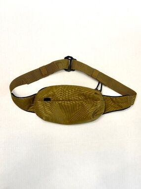 Thule Aion Sling Bag in Nutria Brown, Waxed Canvas Crossbody Bag